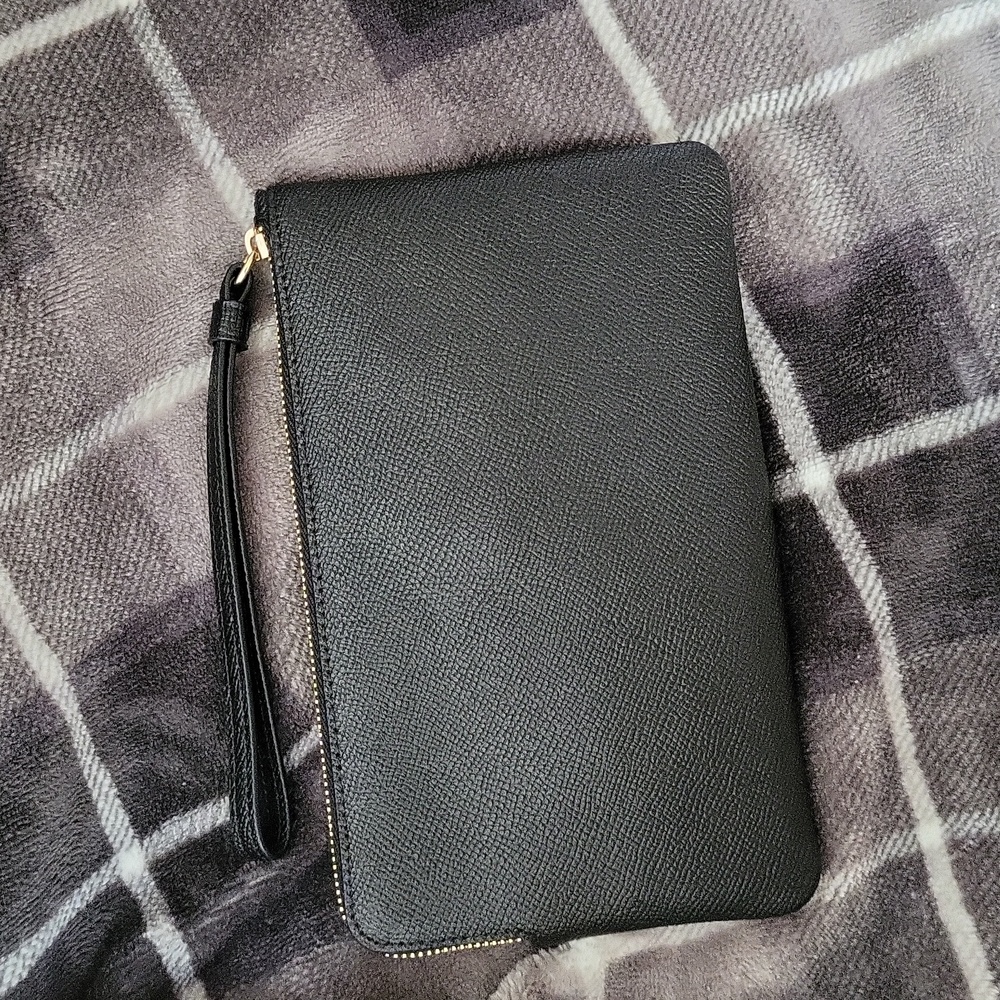 Coach Large Black Leather Corner Zippered Wristlet, New With Tags - Picture 6 of 12